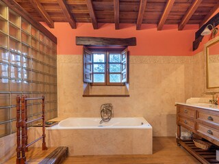 Villa Campo Features 26