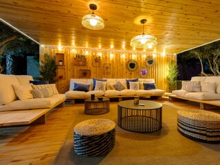 Villa Almoradi Features 12