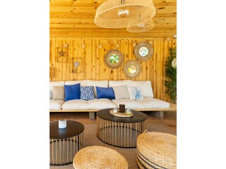 Villa Almoradi Features 16