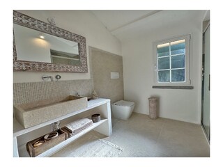 Holiday house Procchio Bathroom 24