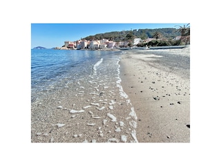 Holiday house Procchio Environment 34