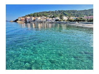 Holiday house Procchio Environment 38