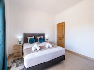Villa Ferreiras  33