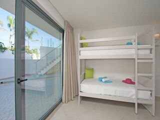 Villa Alporchinhos Features 8