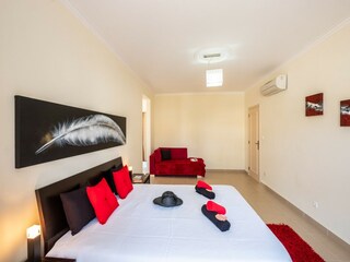 Villa Almancil Features 20