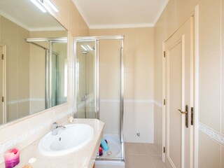 Villa Almancil Features 8
