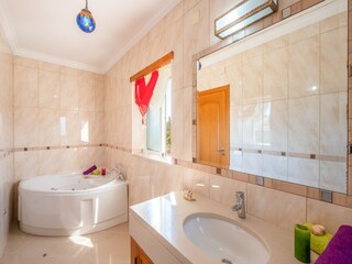 Villa Vale de Parra Features 23