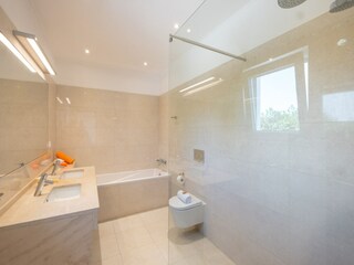 Villa Carvoeiro Features 18