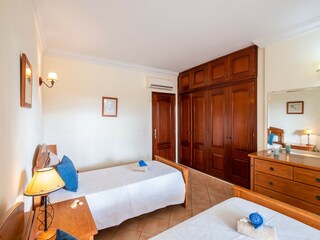 Villa Ferreiras  44