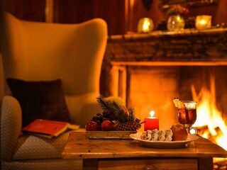 Adventsstimmung am Kamin