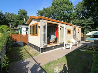 Chalet Den Haag Outdoor Recording 1