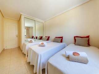 Apartment Olhos de Agua  18