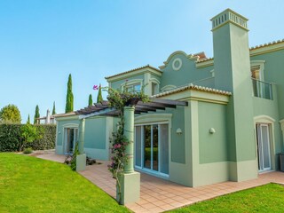 Villa Estômbar  25