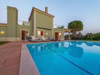 Villa Estômbar  33