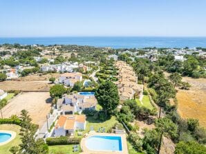 Villa in Albufeira mit Meeresstrand - Sesmarias - image1