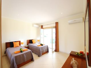 Villa Ferreiras  37