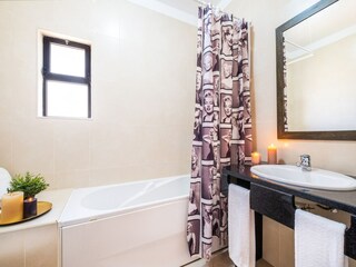 Villa Vale de Parra Features 11