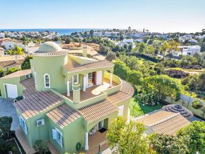 Villa für 9 Personen mit Garten - Carvoeiro - image1