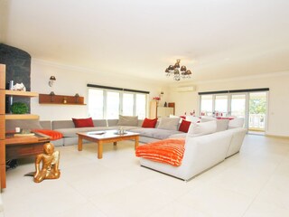 Villa Ferreiras Features 28