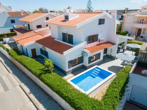 Villa à Portimao près de la plage de la mer - Plage de Rocha - image1