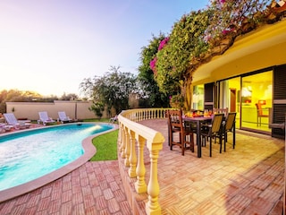 Villa Ferreiras  32