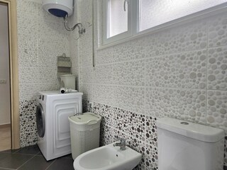 Apartment Gjiri Lalzit Features 3