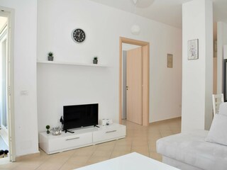 Apartment Gjiri Lalzit  10