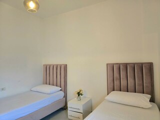 Apartment Gjiri Lalzit  23