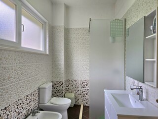 Apartment Gjiri Lalzit  24