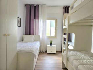 Apartment Gjiri Lalzit Features 18