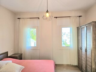 Apartment Gjiri Lalzit Features 19