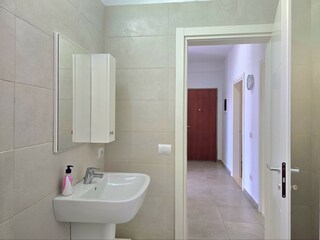 Apartment Gjiri Lalzit Features 17