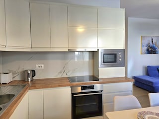 Apartment Gjiri Lalzit Features 15