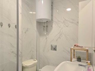 Apartment Gjiri Lalzit Features 19