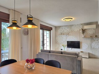 Villa Gjiri Lalzit  21
