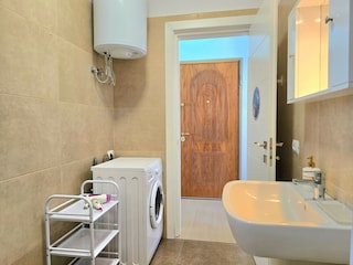 Apartment Gjiri Lalzit  33