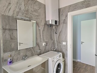 Apartment Gjiri Lalzit Ausstattung 8