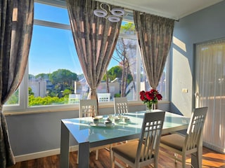 Apartment Gjiri Lalzit Features 7