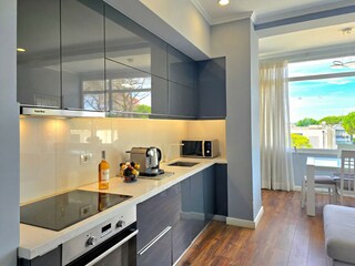 Apartment Gjiri Lalzit Features 15