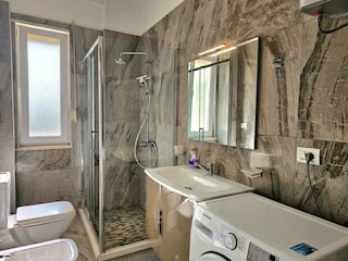 Apartment Gjiri Lalzit Features 26