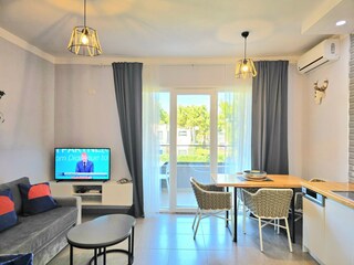 Apartment Gjiri Lalzit Ausstattung 13