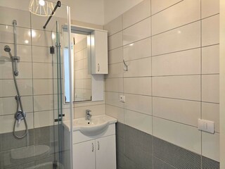 Apartment Gjiri Lalzit Ausstattung 22