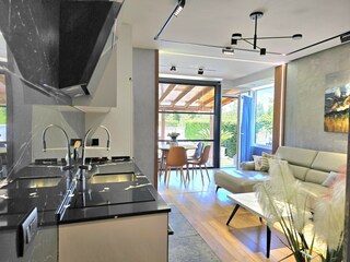 Apartment Gjiri Lalzit  7