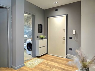 Apartment Gjiri Lalzit  19