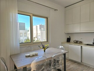 Apartment Gjiri Lalzit Features 11