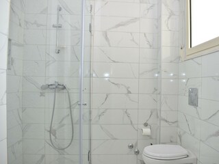 Apartment Gjiri Lalzit Features 21