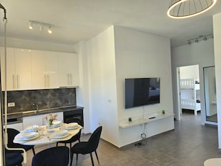 Apartment Gjiri Lalzit Ausstattung 13