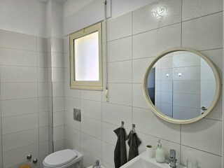 Apartment Gjiri Lalzit Features 26