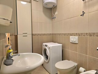 Apartment Gjiri Lalzit  32