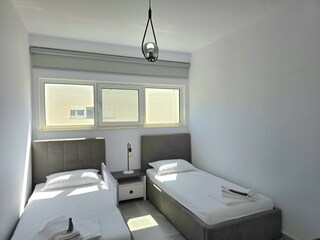 Apartment Gjiri Lalzit Features 26